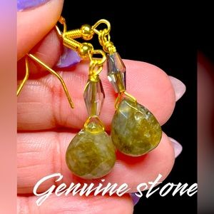 Sterling silver labradorite earrings with Swarovski